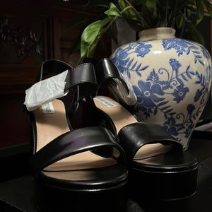 Steve Madden Bloome black leather 9.5 US womens.